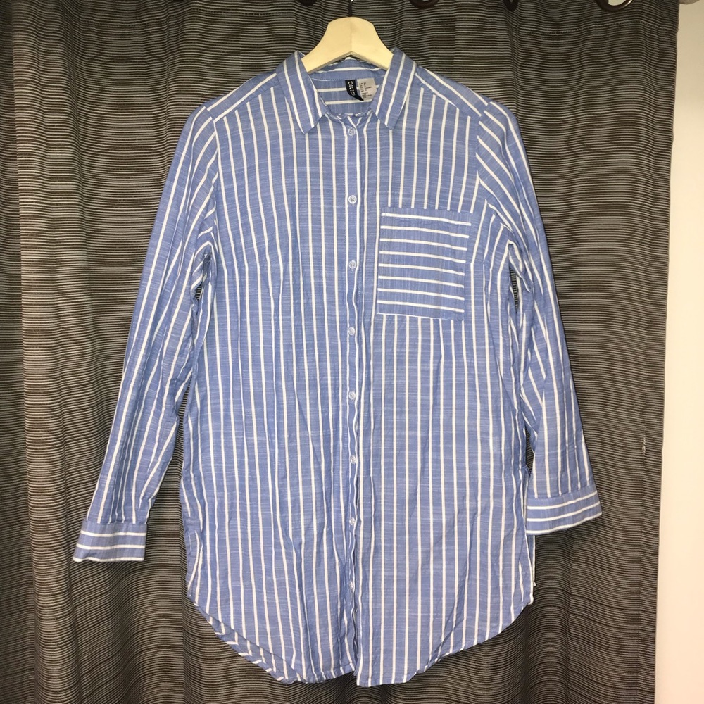 H&M long blue & white stripped button down blouse